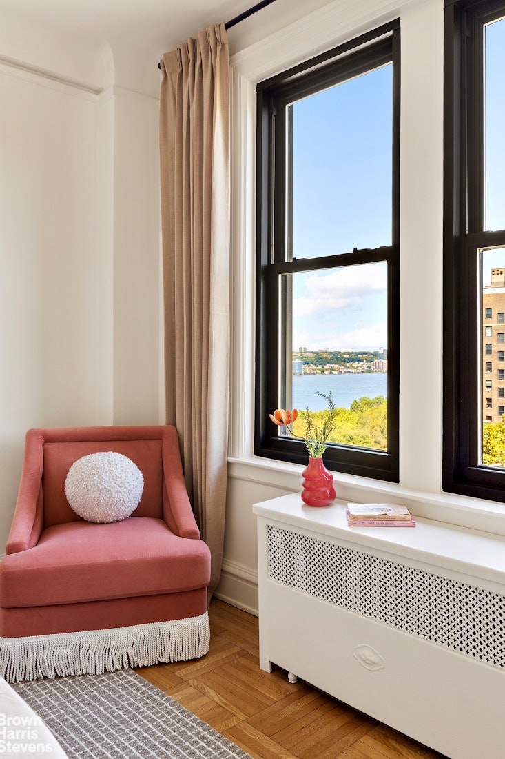 315 West 106th Street, Unit 11C Manhattan, NY 10025 - Photo 15 of 34