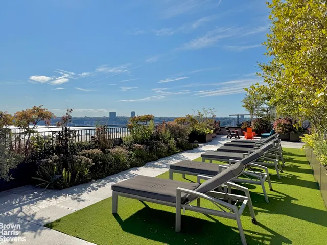 $2,425,000 | 315 West 106th Street, Unit 11C | Upper West Side