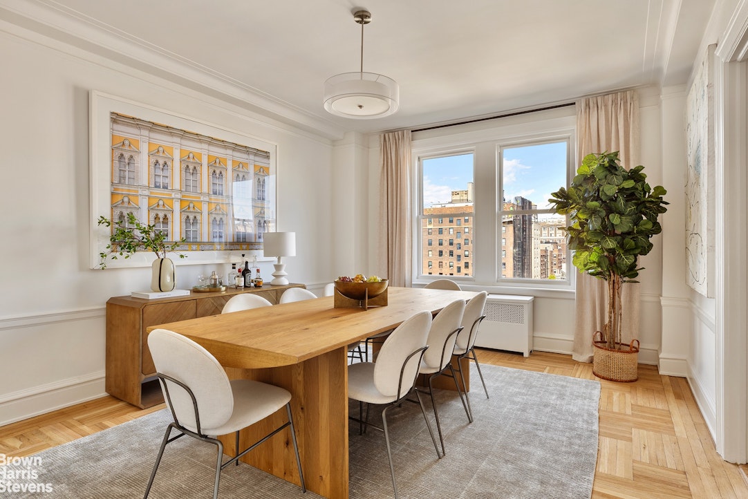 315 West 106th Street, Unit 11C Manhattan, NY 10025 - Photo 6 of 34