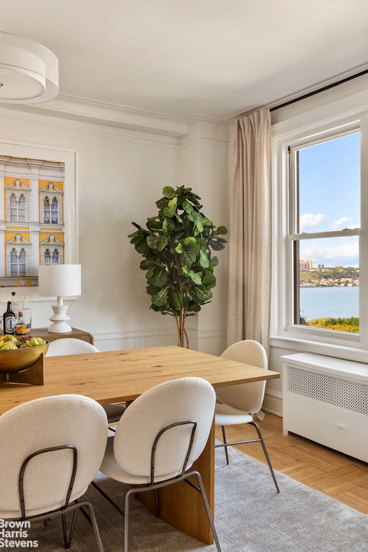 315 West 106th Street, Unit 11C Manhattan, NY 10025 - Photo 7 of 34