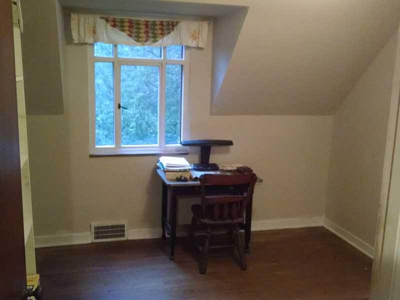 116 Siebert Road Pittsburgh, PA 15237 - Photo 10 of 20 Bedroom.