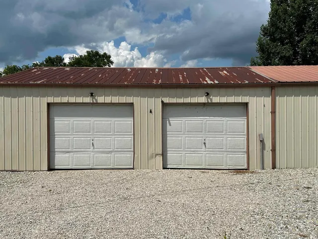 $169,900 | 1419 Starr Lane, Bedford, IN 47421