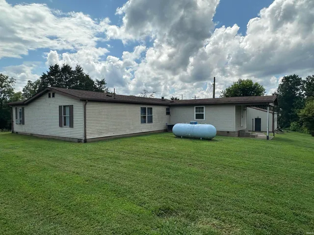 $169,900 | 1419 Starr Lane, Bedford, IN 47421