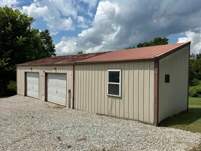 $169,900 | 1419 Starr Lane, Bedford, IN 47421