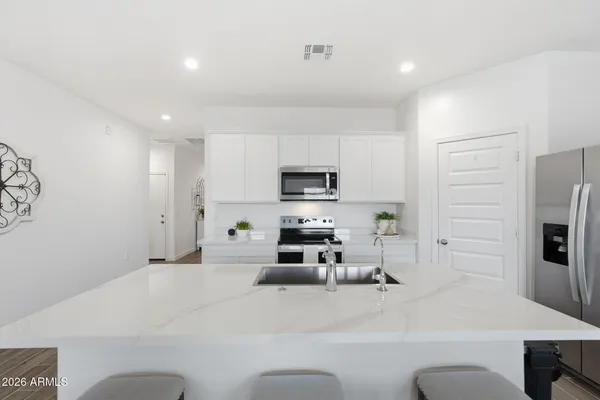 $446,000 | 48486 North Duran Way, Gold Canyon, AZ 85118