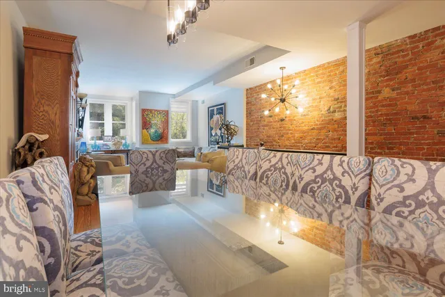 $1,750,000 | 1118 F Street Northeast, Washington, DC 20002
