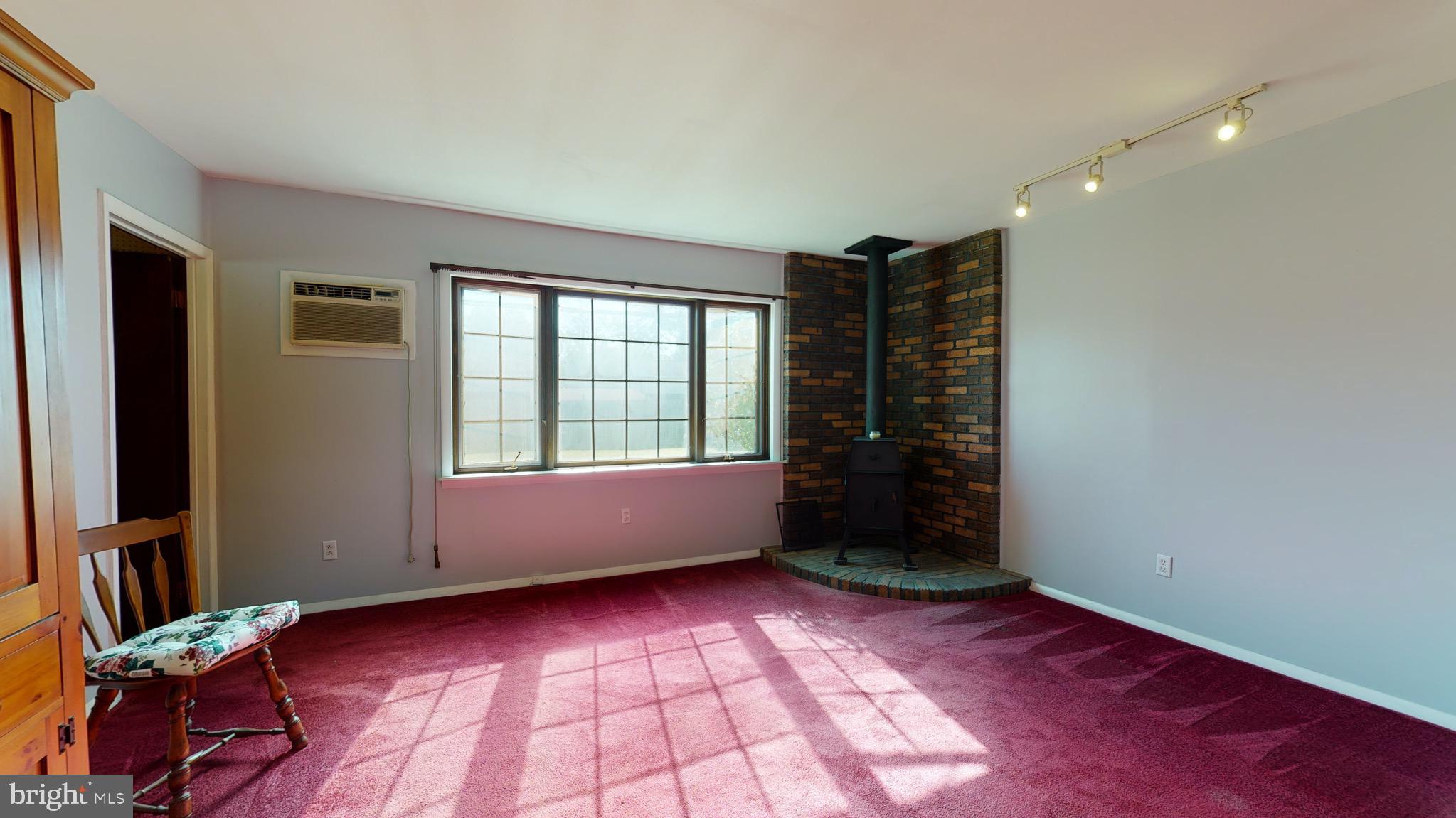 2821 Norcom Road Philadelphia, PA 19154 - Photo 4 of 4 Gallery Image 4