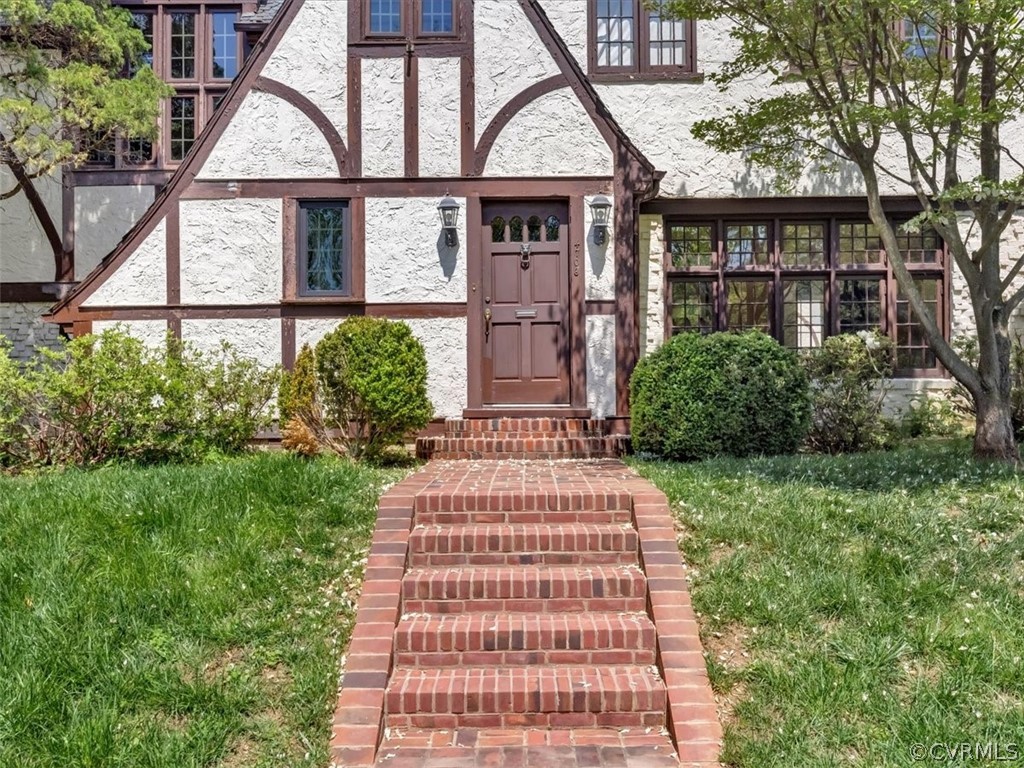 4706 Rolfe Road Richmond, VA 23226 - Photo 3 of 45 Gallery Image 3