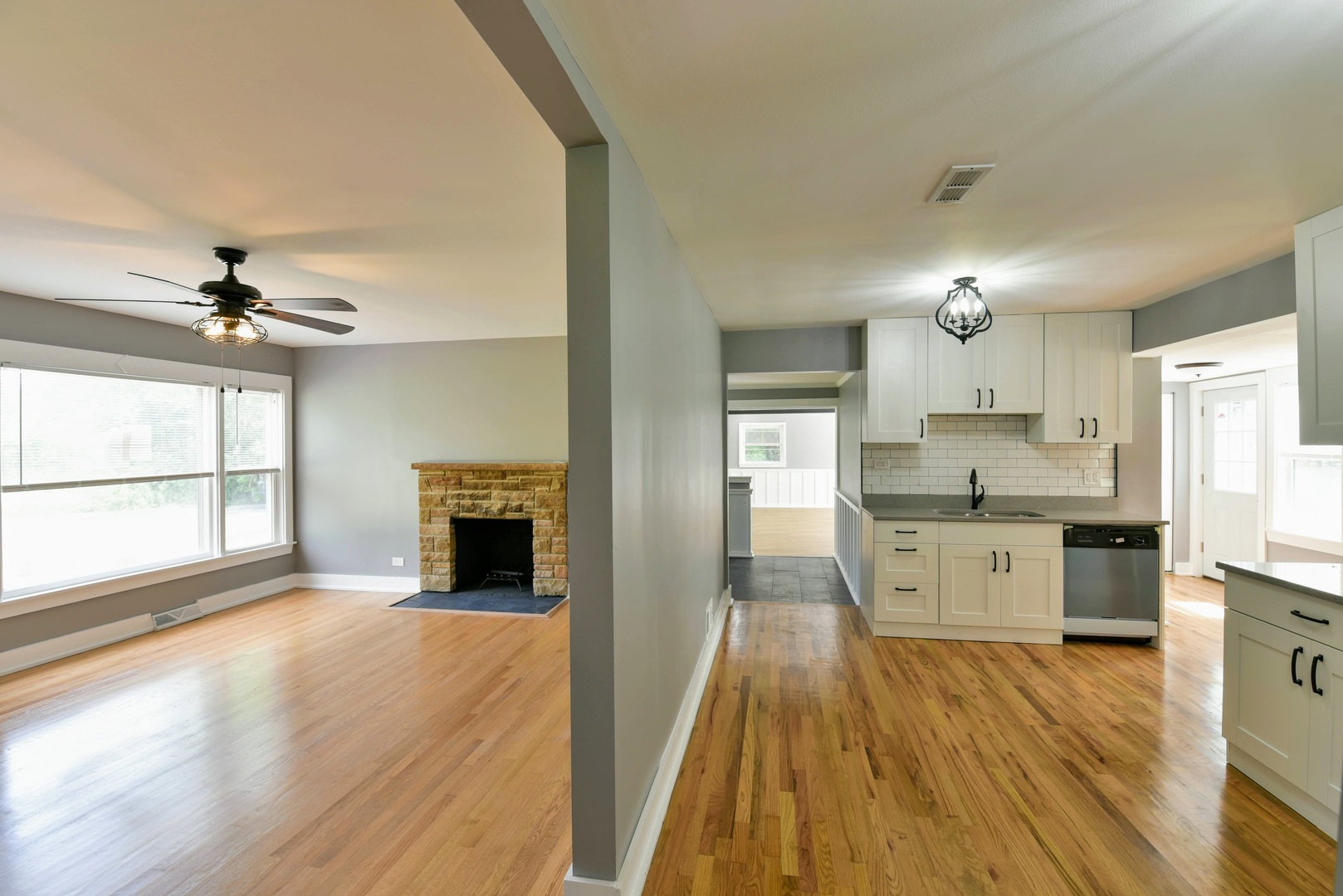 3425 Flossmoor Road Homewood, IL 60430 - Photo 11 of 33