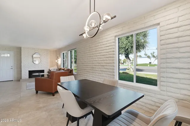 $2,295 | 2015 East Southern Avenue, Unit 8, Tempe, AZ 85282