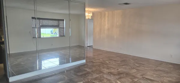 $2,600 | 1605 Southwest 14th Avenue, Boynton Beach, FL 33426