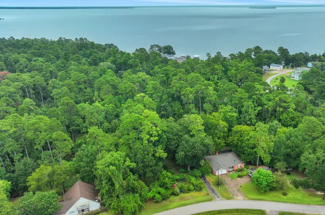 $269,000 | 300 Timber Lane, Coldspring, TX 77331