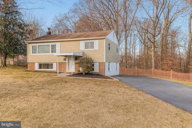 $450,000 | 1916 Willow Lane, Woodbridge, VA 22191