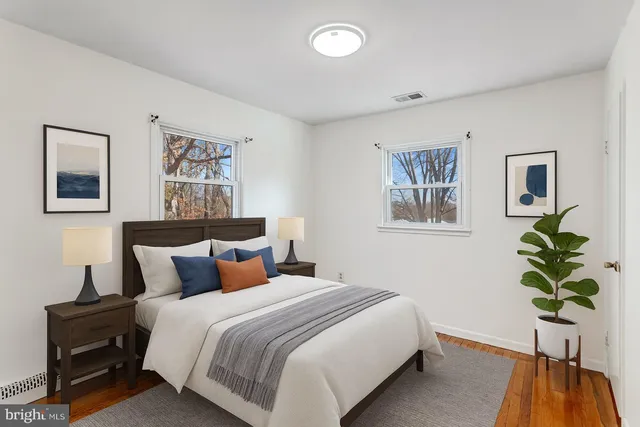 $450,000 | 1916 Willow Lane, Woodbridge, VA 22191