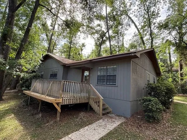 $1,250 | 3369 Trafalgar Square, Unit A, Tallahassee, FL 32301