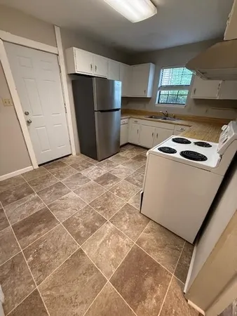 $1,295 | 3369 Trafalgar Square, Unit A, Tallahassee, FL 32301