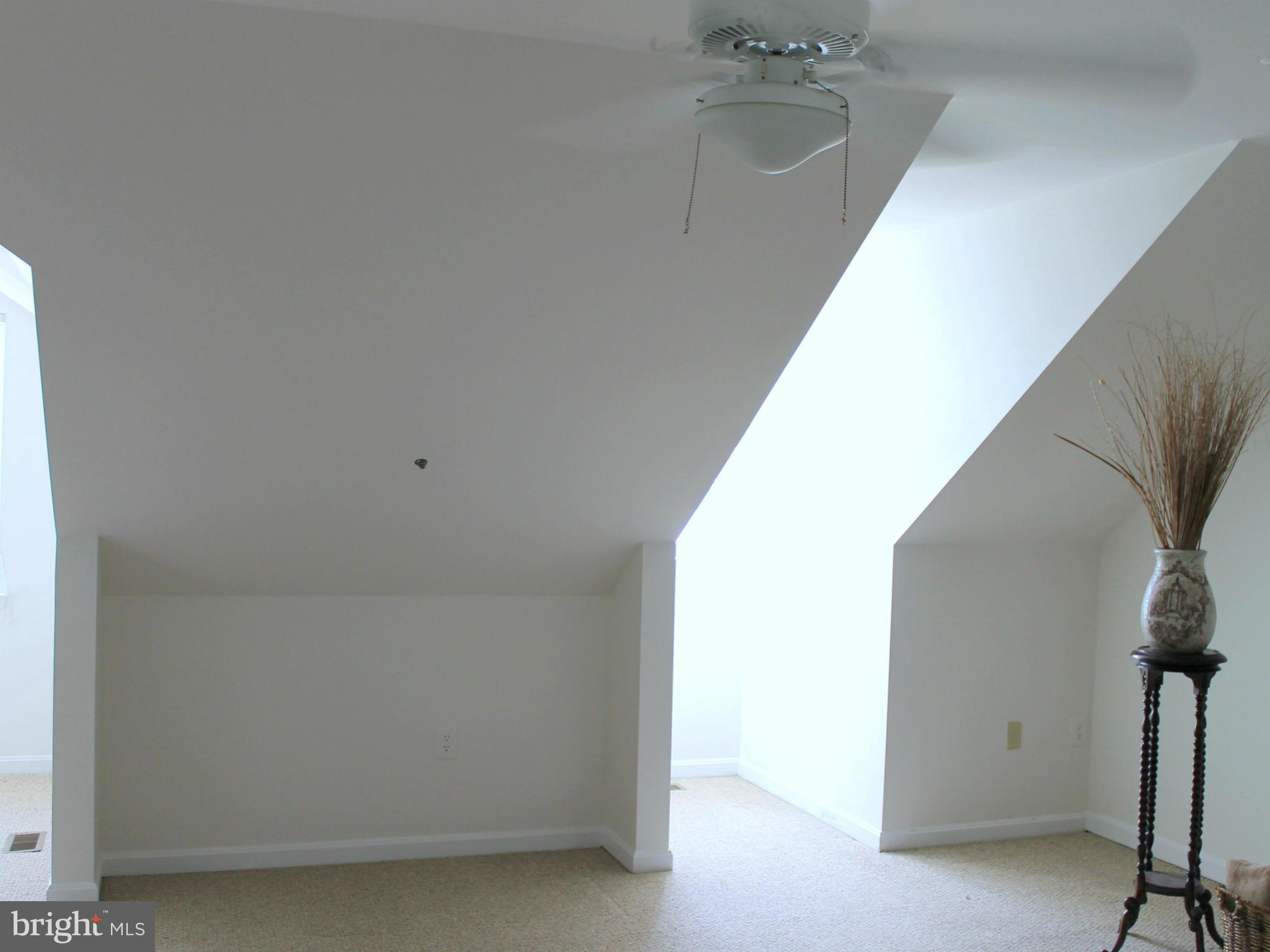 8728 Autumn Ridge Court Odenton, MD 21113 - Photo 17 of 26 LOTS OF NATURAL LIGHT THROUGHOUT ALL ROOMS.