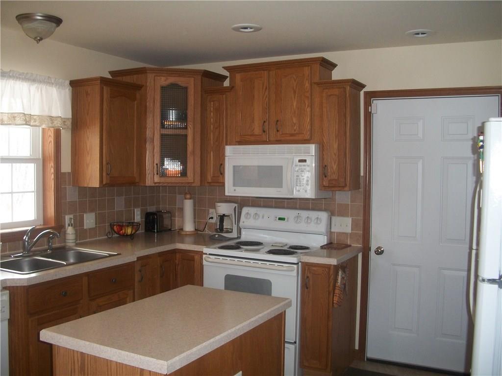 2322 Freeport Road Kittanning, PA 16201 - Photo 3 of 12 Gallery Image 3