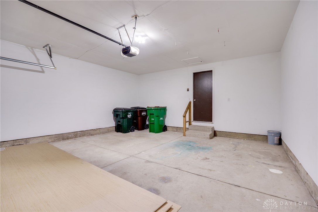 2595 Orchard Run Road Dayton, OH 45449 - Photo 38 of 44 Gallery Image 38