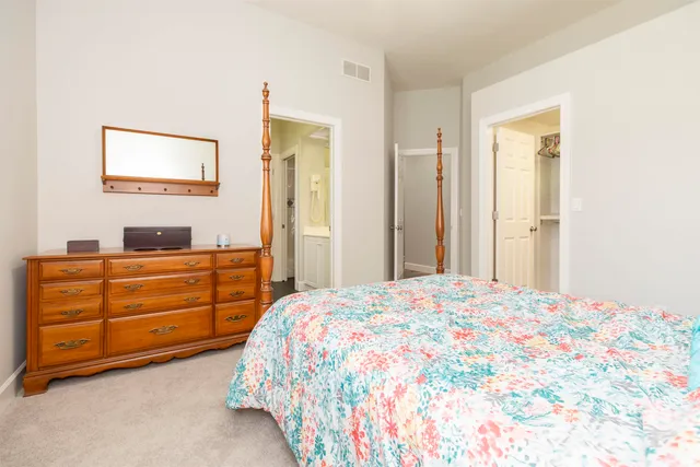 $649,900 | 3607 Oak Ridge Drive, Elkhart, IN 46517