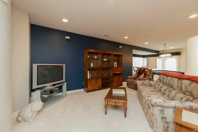 $649,900 | 3607 Oak Ridge Drive, Elkhart, IN 46517