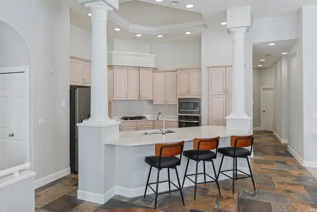 $649,900 | 3607 Oak Ridge Drive, Elkhart, IN 46517