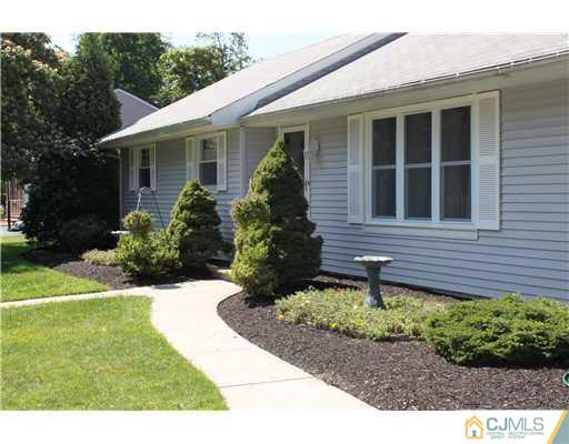 390 Halsey Road North Brunswick, NJ 08902 - Photo 2 of 16 Gallery Image 2