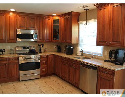 390 Halsey Road North Brunswick, NJ 08902 - Photo 7 of 16 Gallery Image 7