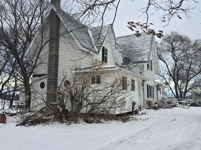 $199,999 | W420 County Road U, Burns, WI 54614