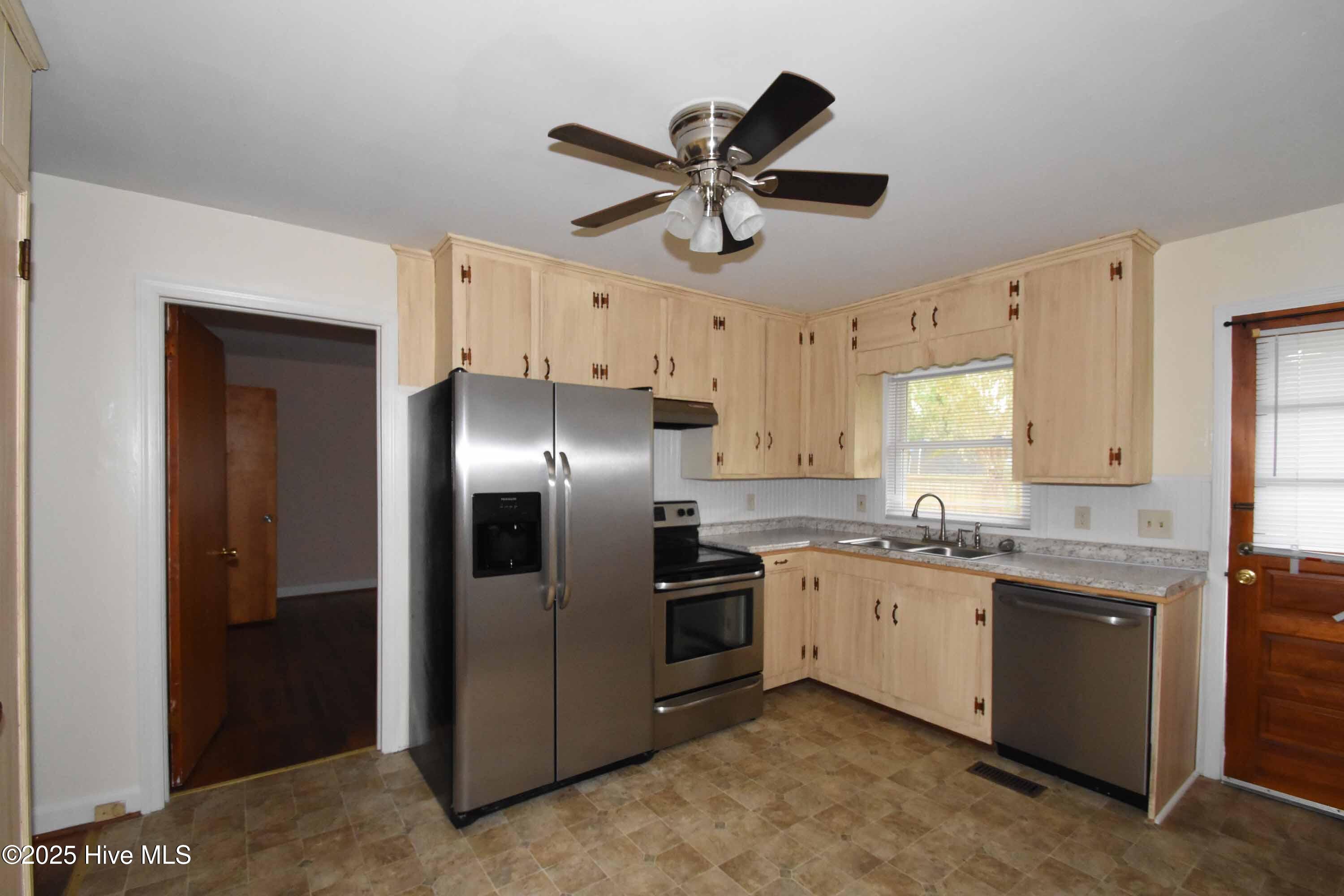 230 Second Street, Unit A Ayden, NC 28513 - Photo 4 of 15 MLS Second Street 230 A (4)