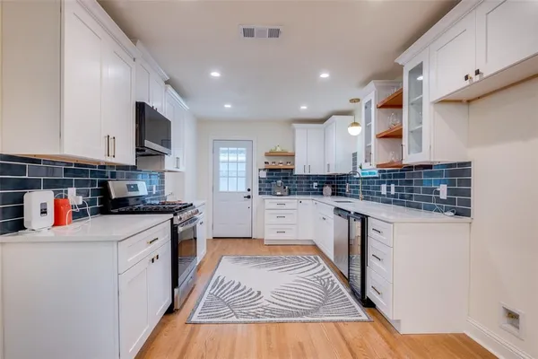 $459,500 | 1922 Elmwood Boulevard, Dallas, TX 75224