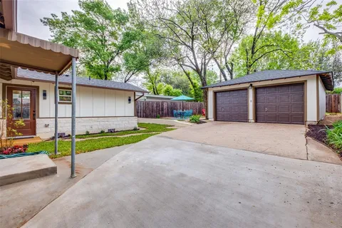 $459,500 | 1922 Elmwood Boulevard, Dallas, TX 75224
