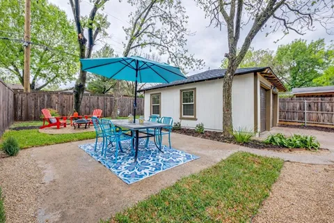 $459,500 | 1922 Elmwood Boulevard, Dallas, TX 75224