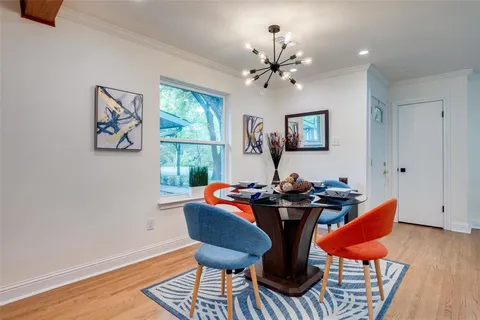 $459,500 | 1922 Elmwood Boulevard, Dallas, TX 75224