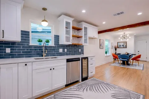 $459,500 | 1922 Elmwood Boulevard, Dallas, TX 75224