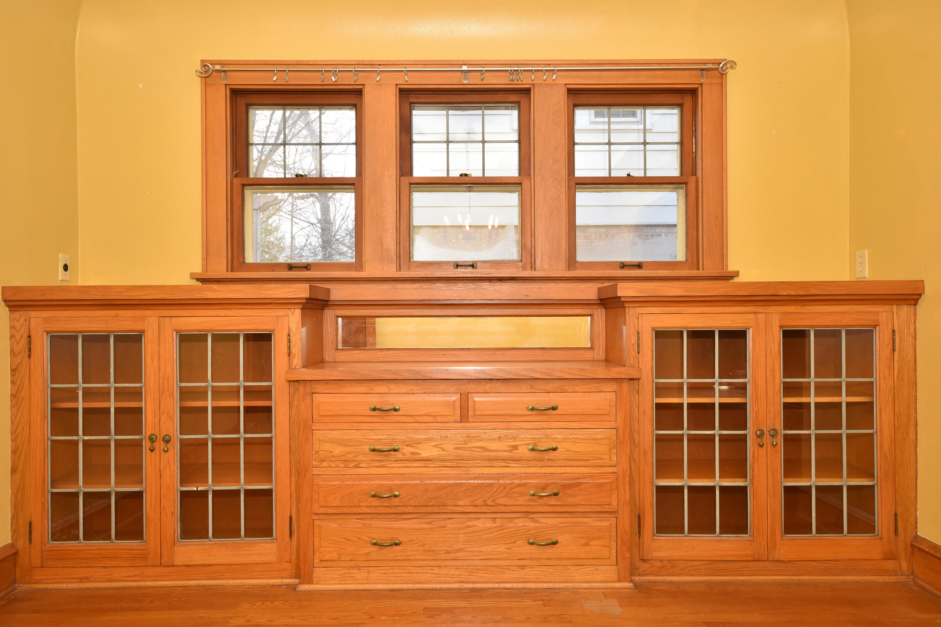 5730 North 35th Street Milwaukee, WI 53209 - Photo 15 of 32 WHOA!