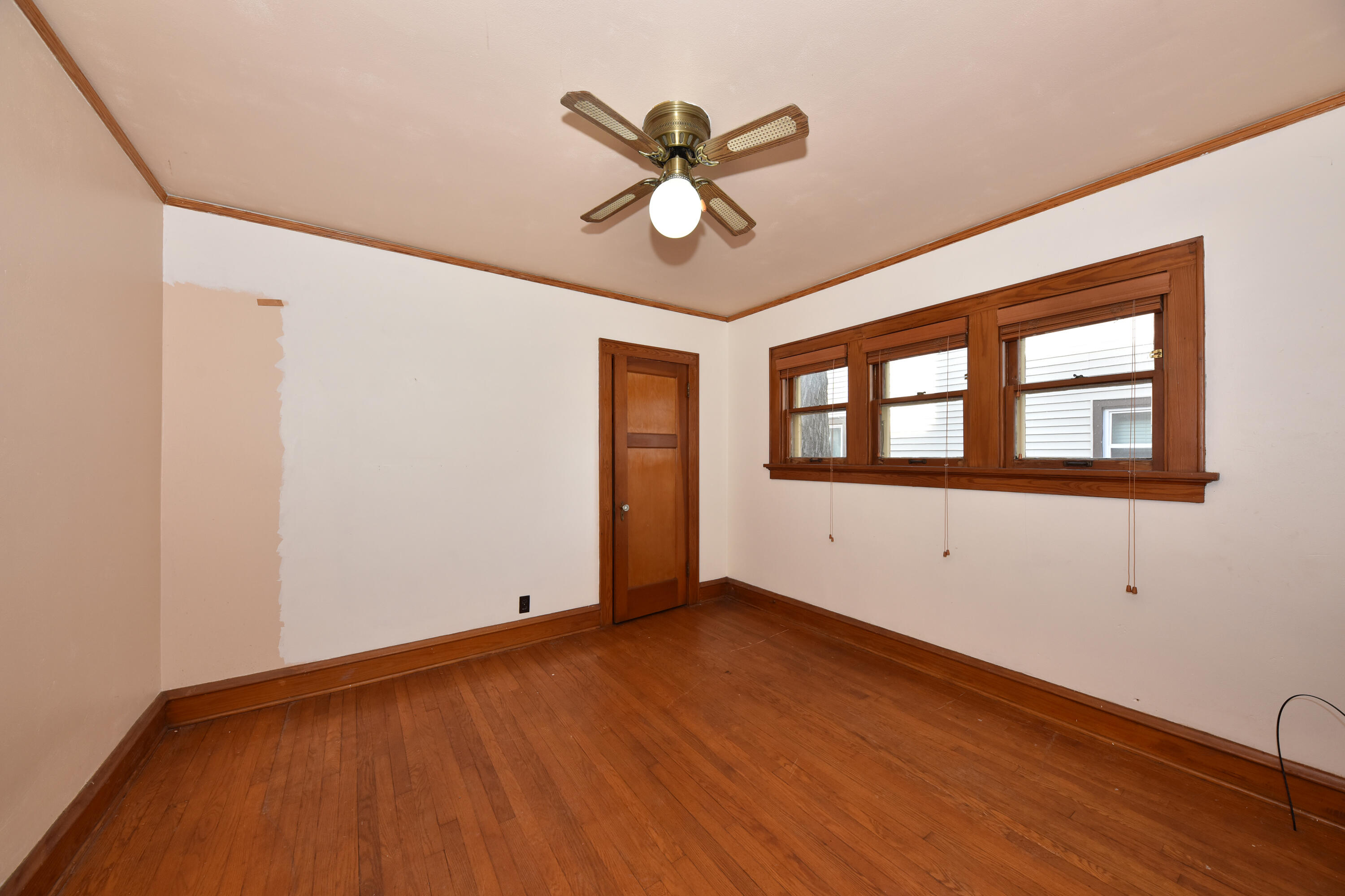 5730 North 35th Street Milwaukee, WI 53209 - Photo 16 of 32 primary bedroom w/large closet