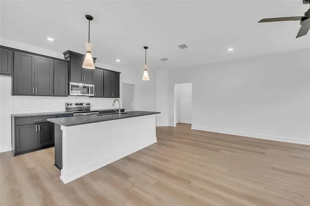 $354,190 | 2800 Teasdale Road, Lorena, TX 76655