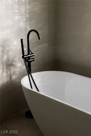 $2,190,000 | 7 Summit Walk Trail, Henderson, NV 89052