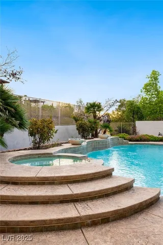 $2,190,000 | 7 Summit Walk Trail, Henderson, NV 89052