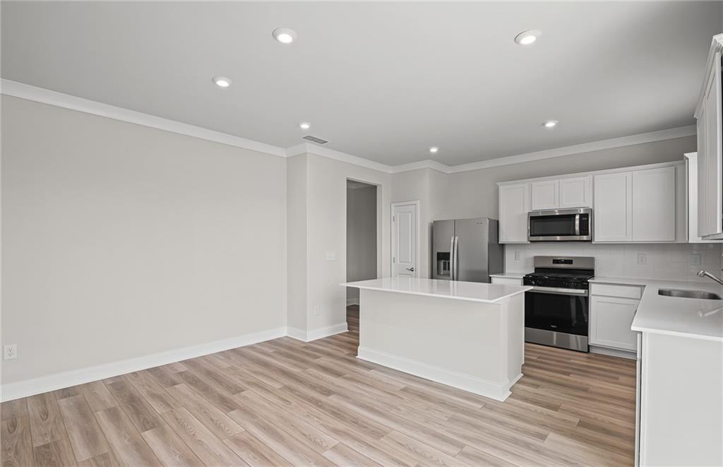 130 Kenney Way Locust Grove, GA 30248 - Photo 13 of 40