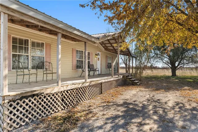 $115,000 | 8733 South 2600 Road, Harwood, MO 64750