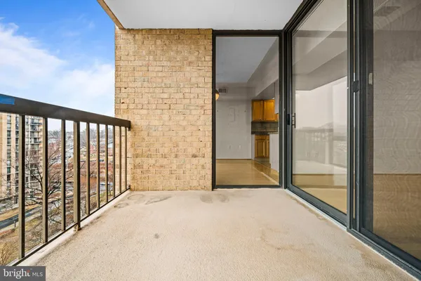 $310,000 | 4500 South Four Mile Run Drive, Unit 910, Arlington, VA 22204