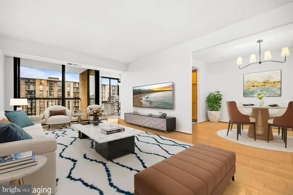$310,000 | 4500 South Four Mile Run Drive, Unit 910, Arlington, VA 22204