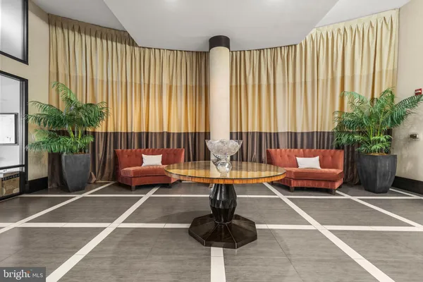 $310,000 | 4500 South Four Mile Run Drive, Unit 910, Arlington, VA 22204