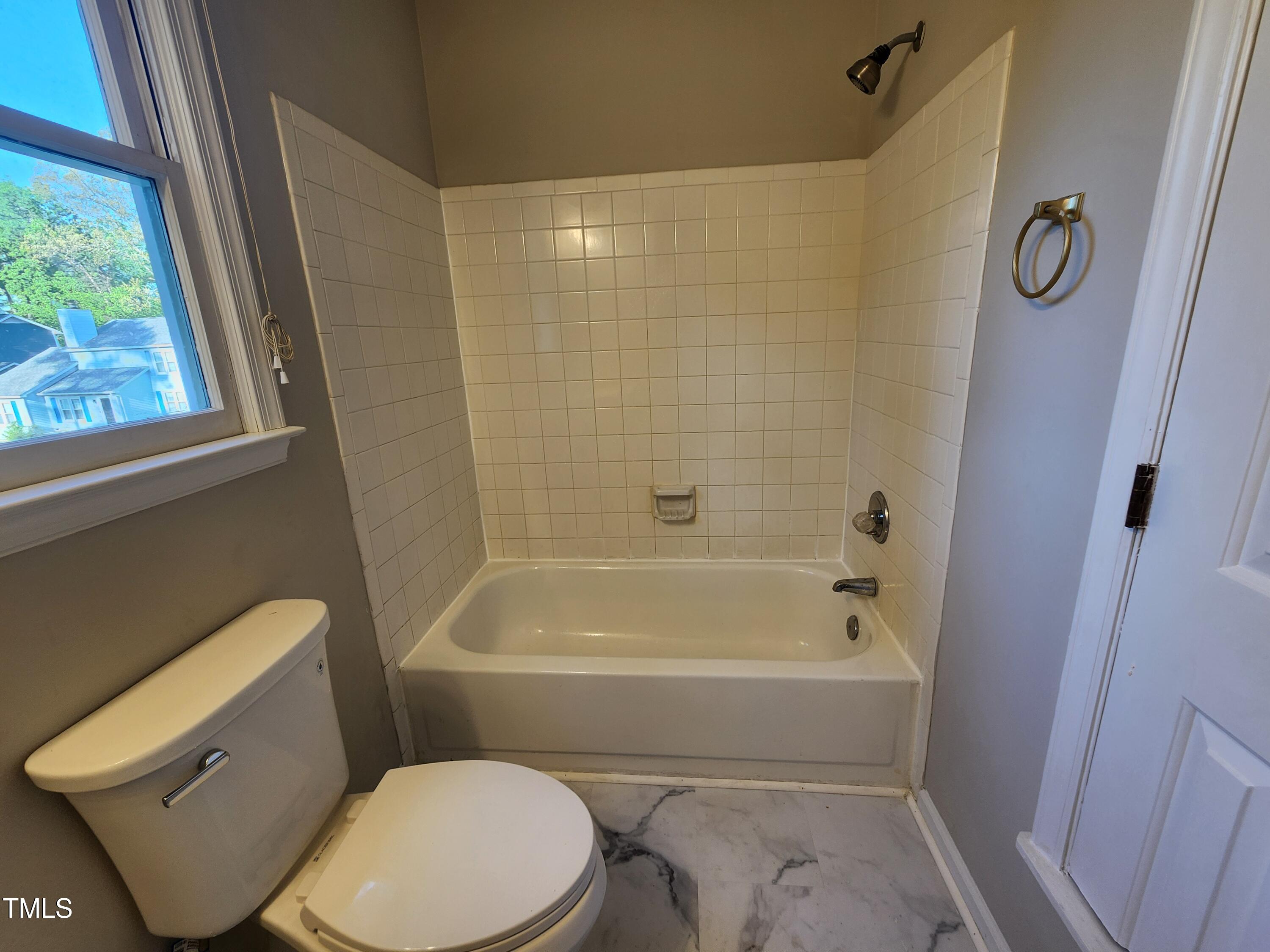 3109 Cinnamon Circle Raleigh, NC 27610 - Photo 27 of 37 20250409_175058