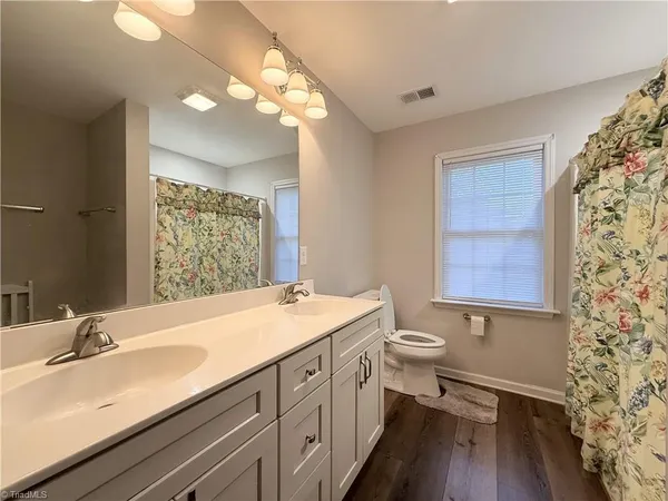 $424,900 | 711 East Sunrise Avenue, Thomasville, NC 27360