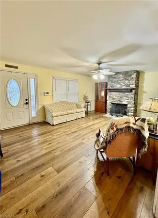 $424,900 | 711 East Sunrise Avenue, Thomasville, NC 27360