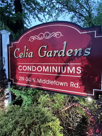 $300,000 | 235 North Middletown Road, Unit D, Pearl River, NY 10965