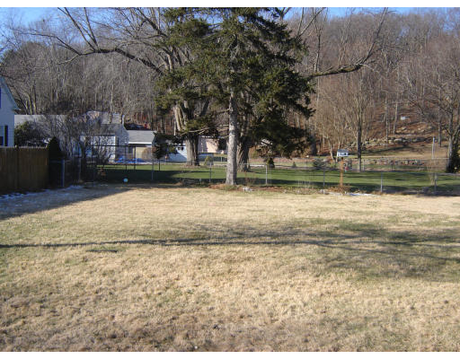 1383 Providence Road, Unit 1 Northbridge, MA 01588 - Photo 4 of 13
